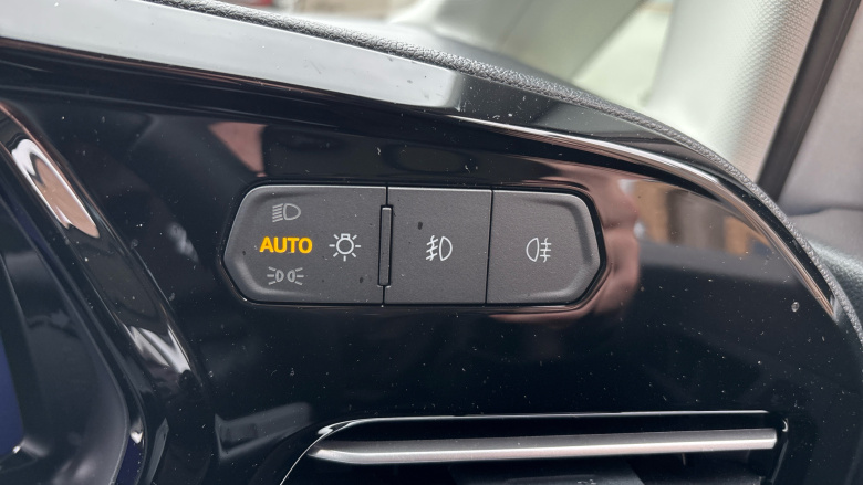 Ford Transit Connect 240 L1 Petrol 1.5 EcoBoost PHEV 150 Trend FlexCab Van Auto